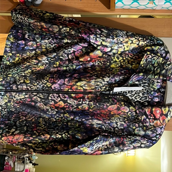 Stunning Multi color jacket Brand New, size M perfect for the Holiday! - Picture 1 of 7